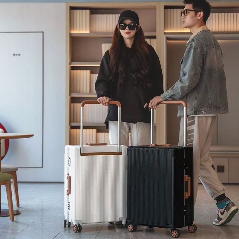 New Wide Trolley Case Luggage  - đánh giá và giá Aluminum Frame Carry On Luggage